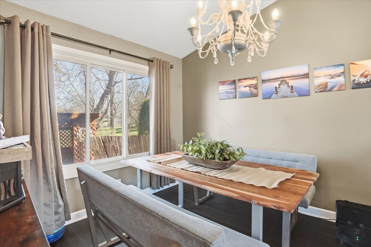 30 Coventry Cove Court