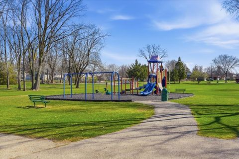 Tiny photo for 30 Coventry Cove Court, Lake Villa, IL 60046 (MLS # 12553833)