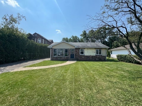 Photo of 8229 W Summerdale Avenue, Chicago, IL 60656 (MLS # 12762569)