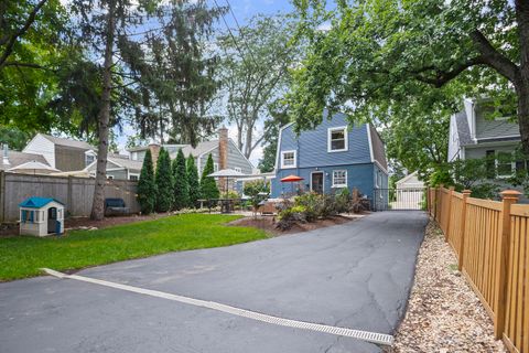 Tiny photo for 449 Longfellow Avenue, Glen Ellyn, IL 60137 (MLS # 12521260)