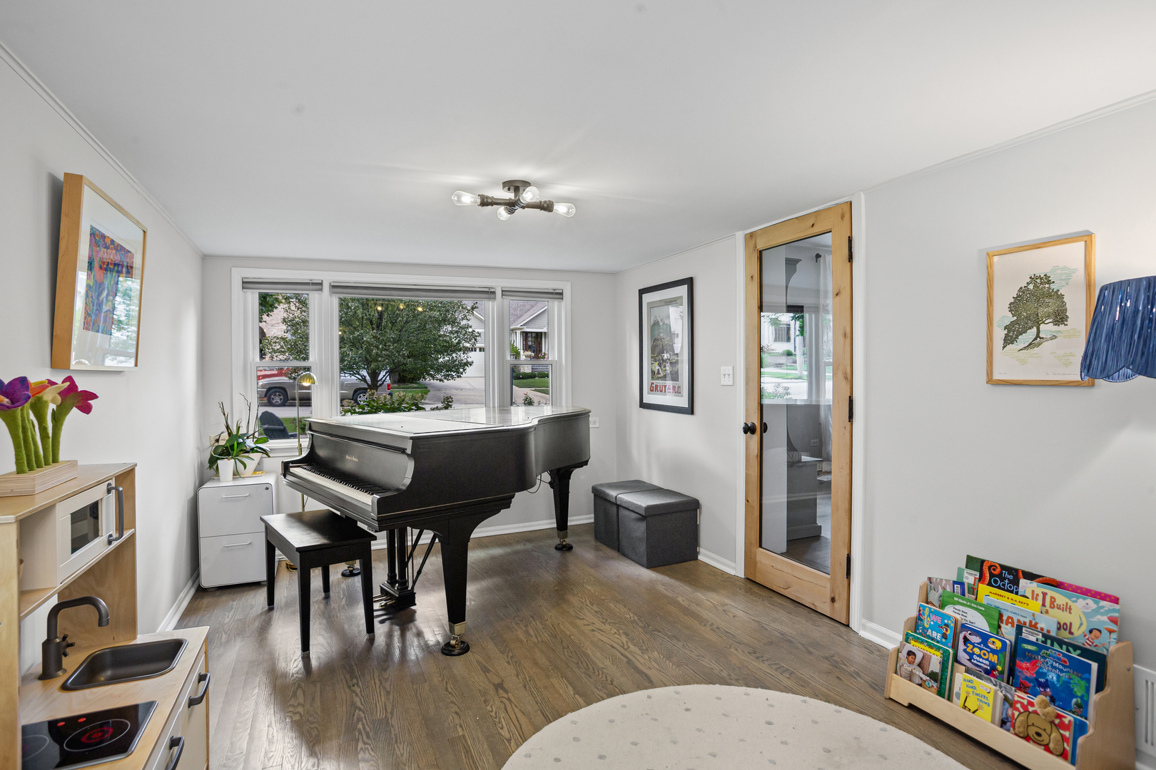 449 Longfellow Avenue