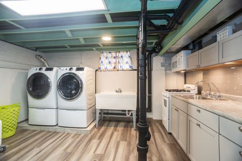 Tiny photo for 5121 N Nottingham Avenue, Chicago, IL 60656 (MLS # 12633847)
