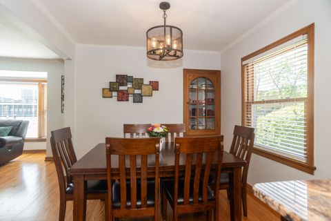 Tiny photo for 5121 N Nottingham Avenue, Chicago, IL 60656 (MLS # 12633847)