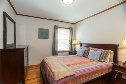 Tiny photo for 5121 N Nottingham Avenue, Chicago, IL 60656 (MLS # 12633847)
