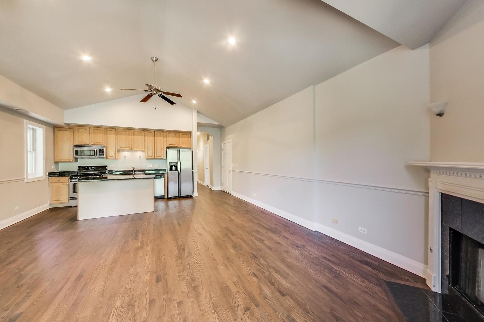 6963 N Sheridan Road 3N