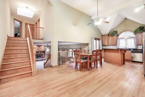 Tiny photo for 8106 Nashville Avenue, Burbank, IL 60459 (MLS # 12522279)