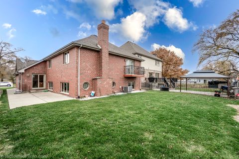 Tiny photo for 8106 Nashville Avenue, Burbank, IL 60459 (MLS # 12522279)