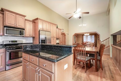 Tiny photo for 8106 Nashville Avenue, Burbank, IL 60459 (MLS # 12522279)