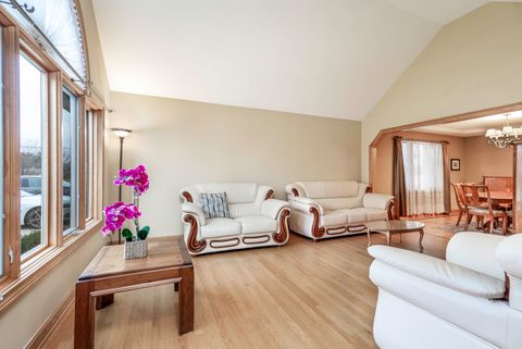 Tiny photo for 8106 Nashville Avenue, Burbank, IL 60459 (MLS # 12522279)