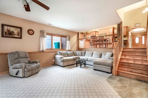 Tiny photo for 8106 Nashville Avenue, Burbank, IL 60459 (MLS # 12522279)