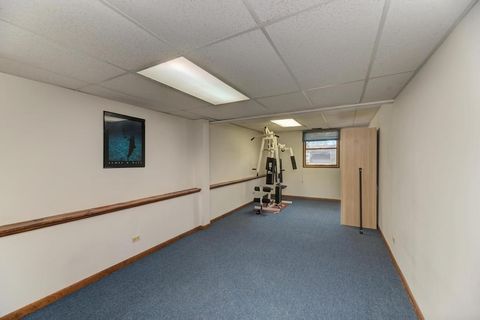 Tiny photo for 182 Lockwood Lane, Bloomingdale, IL 60108 (MLS # 12572565)