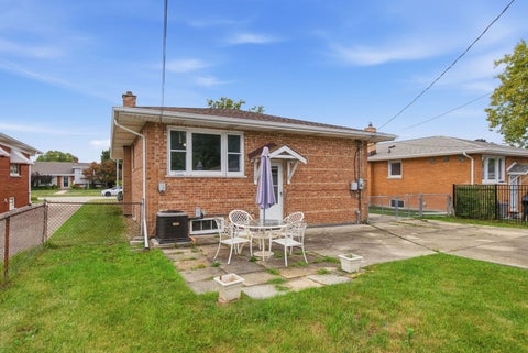 Tiny photo for 4524 W 100th Place, Oak Lawn, IL 60453 (MLS # 12733320)