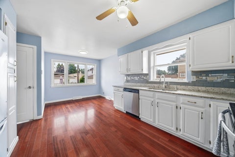 Tiny photo for 4524 W 100th Place, Oak Lawn, IL 60453 (MLS # 12733320)