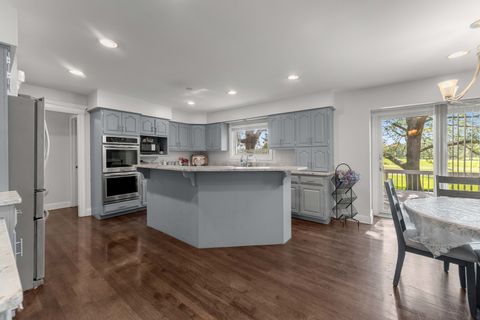 Tiny photo for 24161 Brancaster Drive, Naperville, IL 60564 (MLS # 12693582)