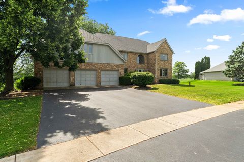 Tiny photo for 24161 Brancaster Drive, Naperville, IL 60564 (MLS # 12693582)