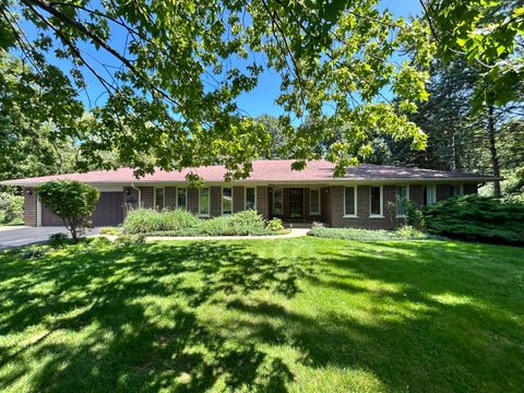 Tiny photo for 21554 W Countryside Valley Drive, Mundelein, IL 60060 (MLS # 12731231)