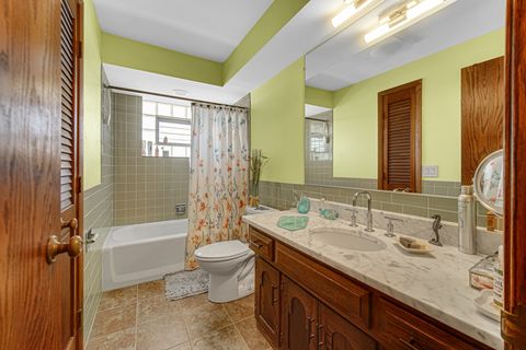 Tiny photo for 4572 N Milwaukee Avenue #5H, Chicago, IL 60630 (MLS # 12566778)