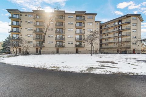 Tiny photo for 4572 N Milwaukee Avenue #5H, Chicago, IL 60630 (MLS # 12566778)