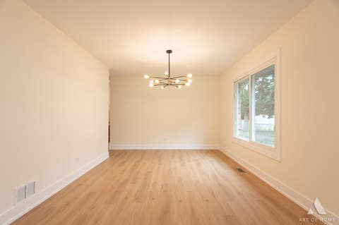 Tiny photo for 910 College Avenue, Matteson, IL 60443 (MLS # 12709401)