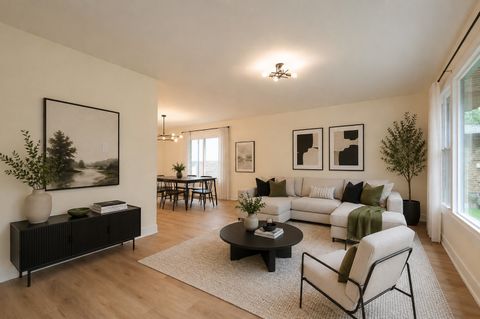Tiny photo for 910 College Avenue, Matteson, IL 60443 (MLS # 12709401)