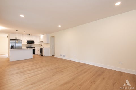 Tiny photo for 910 College Avenue, Matteson, IL 60443 (MLS # 12709401)