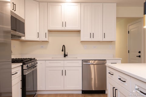 Tiny photo for 910 College Avenue, Matteson, IL 60443 (MLS # 12709401)