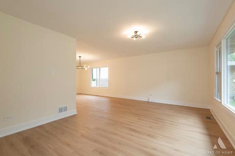 Tiny photo for 910 College Avenue, Matteson, IL 60443 (MLS # 12709401)