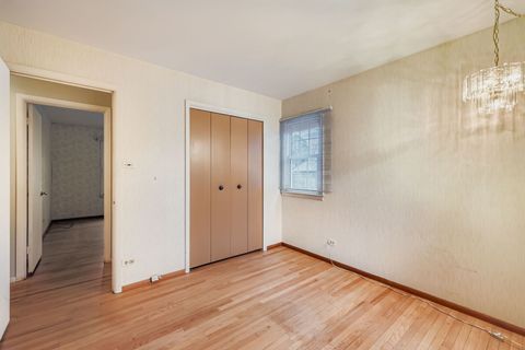 Tiny photo for 2107 Kirchoff Road, Rolling Meadows, IL 60008 (MLS # 12535290)