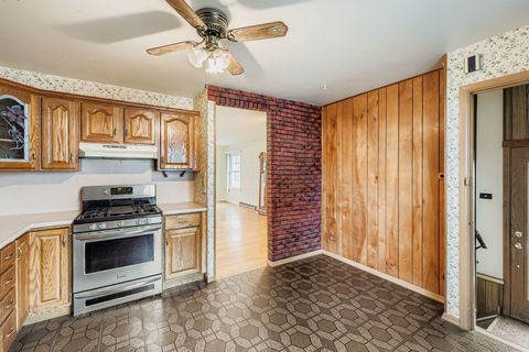 Tiny photo for 2107 Kirchoff Road, Rolling Meadows, IL 60008 (MLS # 12535290)