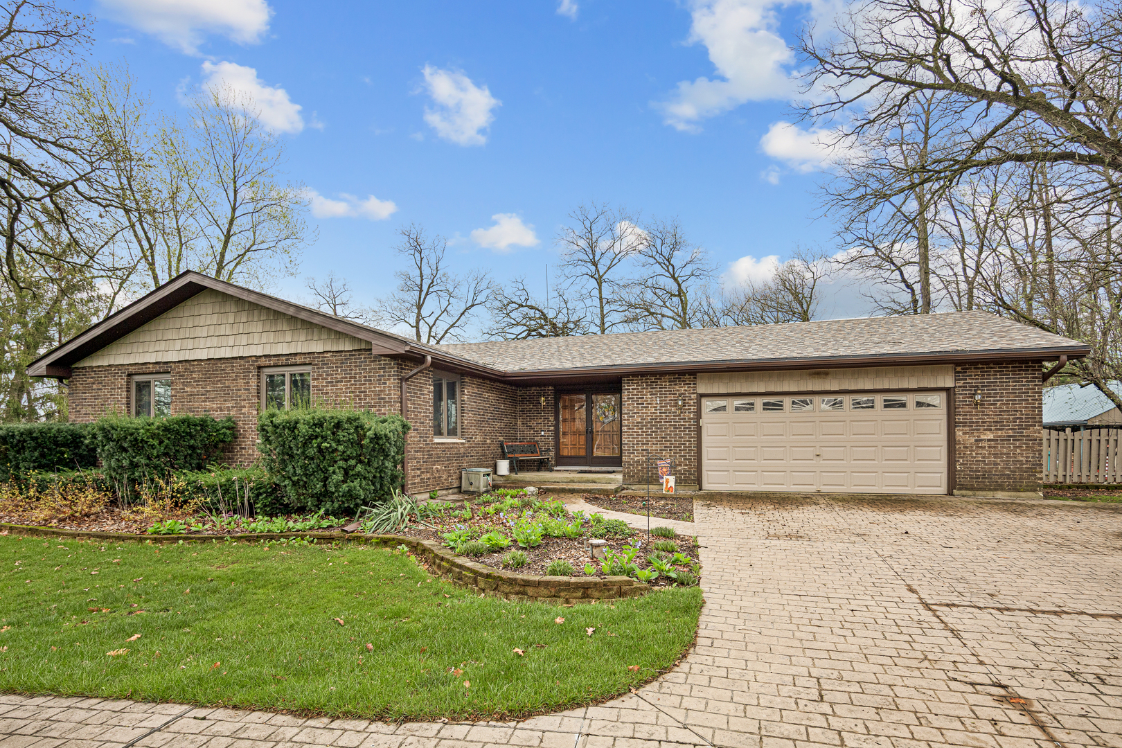 48W607 Whispering Oaks Drive