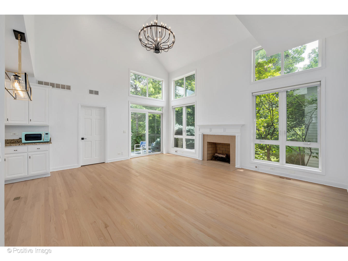 1103 Compass Court