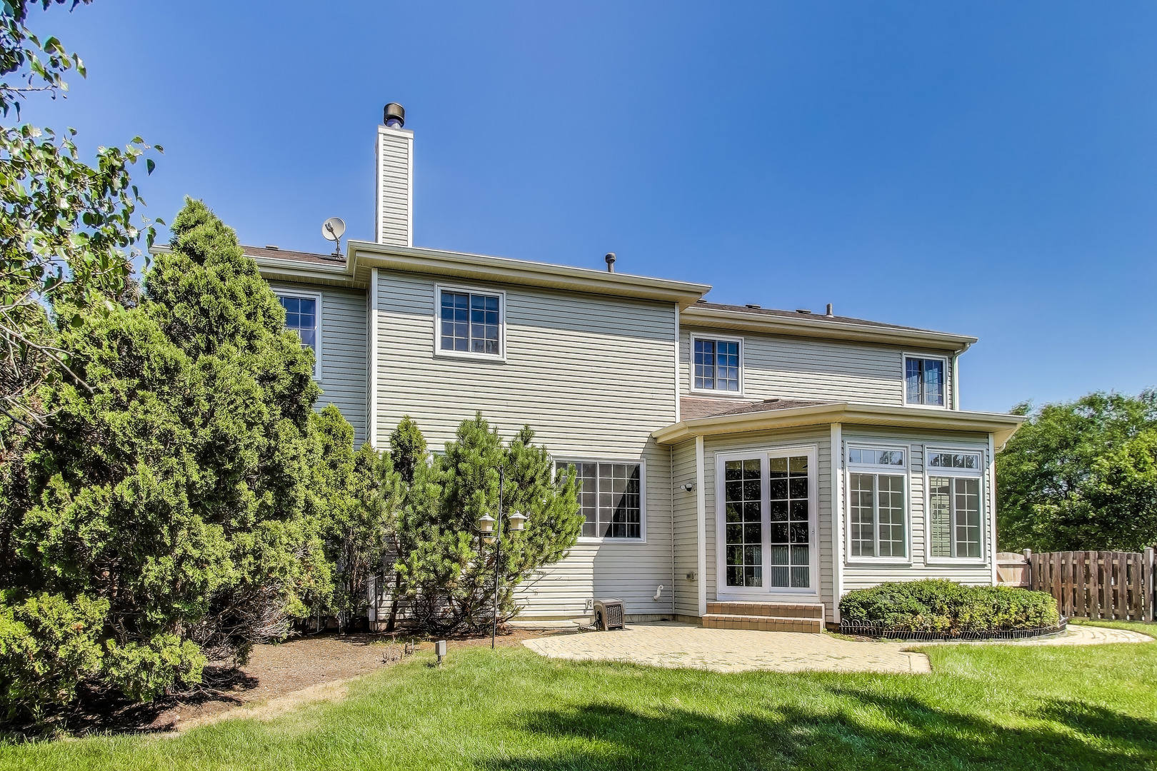 498 NUTHATCH Way