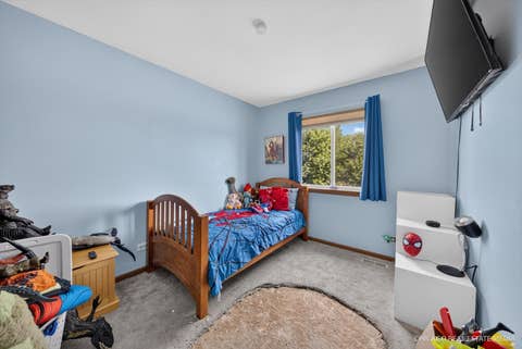 Tiny photo for 1360 Ridge Road, South Elgin, IL 60177 (MLS # 12713440)