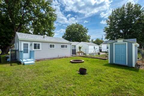 Tiny photo for 915 42nd Street, Moline, IL 61265 (MLS # 12740260)