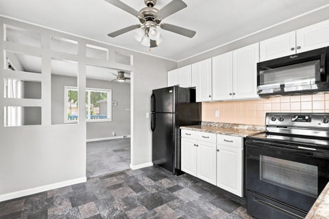 Tiny photo for 915 42nd Street, Moline, IL 61265 (MLS # 12740260)