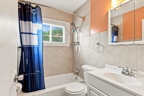 Tiny photo for 915 42nd Street, Moline, IL 61265 (MLS # 12740260)
