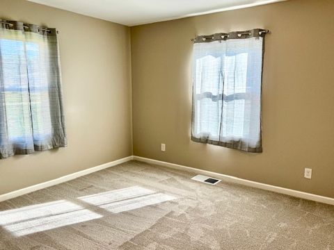 Tiny photo for 548 E Middle Street, South Elgin, IL 60177 (MLS # 12502302)