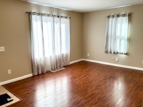 Tiny photo for 548 E Middle Street, South Elgin, IL 60177 (MLS # 12502302)