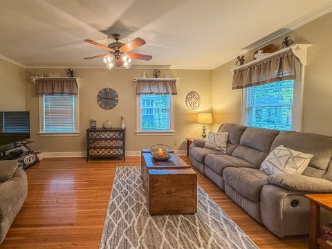 Tiny photo for 609 S Florence Avenue, Bloomington, IL 61701 (MLS # 12757005)