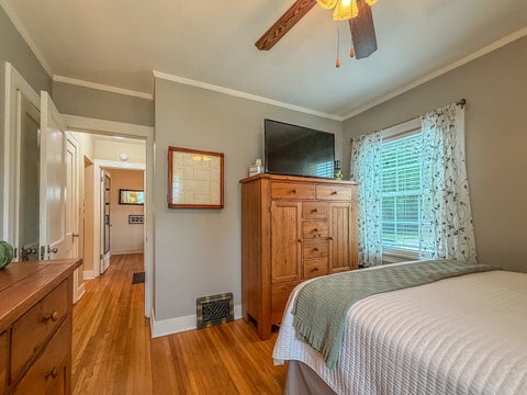 Tiny photo for 609 S Florence Avenue, Bloomington, IL 61701 (MLS # 12757005)