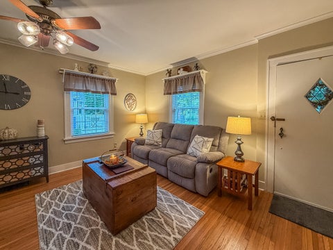 Tiny photo for 609 S Florence Avenue, Bloomington, IL 61701 (MLS # 12757005)