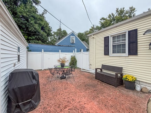 Tiny photo for 609 S Florence Avenue, Bloomington, IL 61701 (MLS # 12757005)