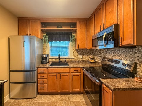 Tiny photo for 609 S Florence Avenue, Bloomington, IL 61701 (MLS # 12757005)