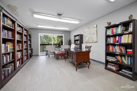 Tiny photo for 120 Lakeview Drive #513, Bloomingdale, IL 60108 (MLS # 12467208)