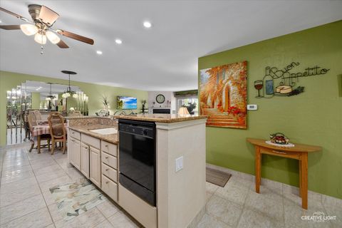 Tiny photo for 120 Lakeview Drive #513, Bloomingdale, IL 60108 (MLS # 12467208)