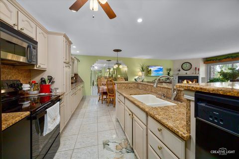 Tiny photo for 120 Lakeview Drive #513, Bloomingdale, IL 60108 (MLS # 12467208)