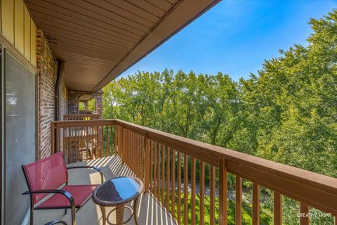 Tiny photo for 120 Lakeview Drive #513, Bloomingdale, IL 60108 (MLS # 12467208)