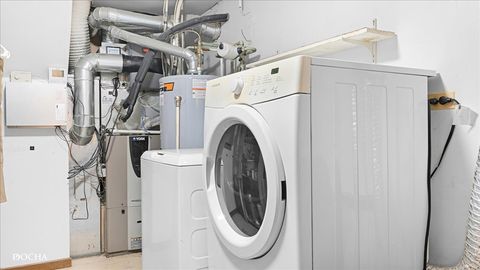 Tiny photo for 890 Fieldside Lane, Aurora, IL 60504 (MLS # 12586816)