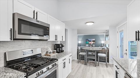 Tiny photo for 890 Fieldside Lane, Aurora, IL 60504 (MLS # 12586816)