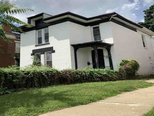 631 N 8th Street